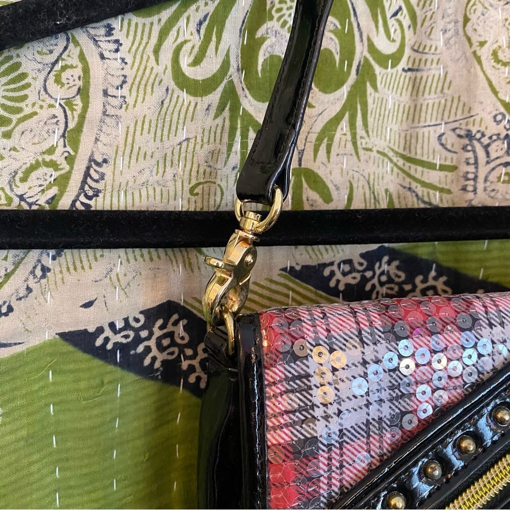 Y2K Betsey Johnson x Betseyville Black/ Red Plaid Tartan Sequined Clutch Purse - Picture 5 of 14
